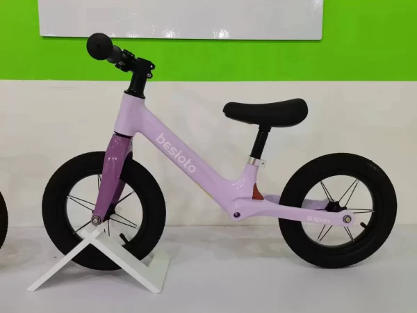12" Kids Balance Bike with Adjustable Seat, Magnesium Alloy Frame and Shock Absorption, Wholesale - 图片 4