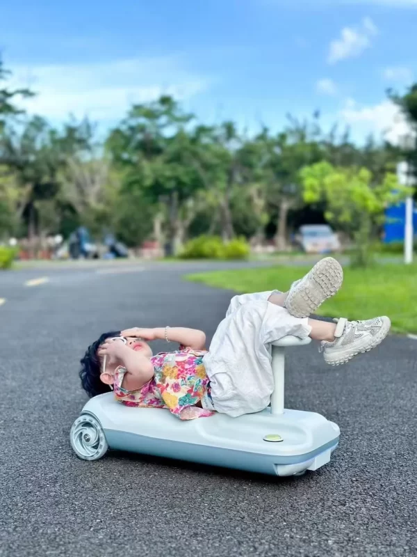 Kids Ride-On Car with Mopping Function Kids Go-Cart Adjustable Speed Multi - Functional Ride-on Toy for Kids, Wholesale - 图片 13